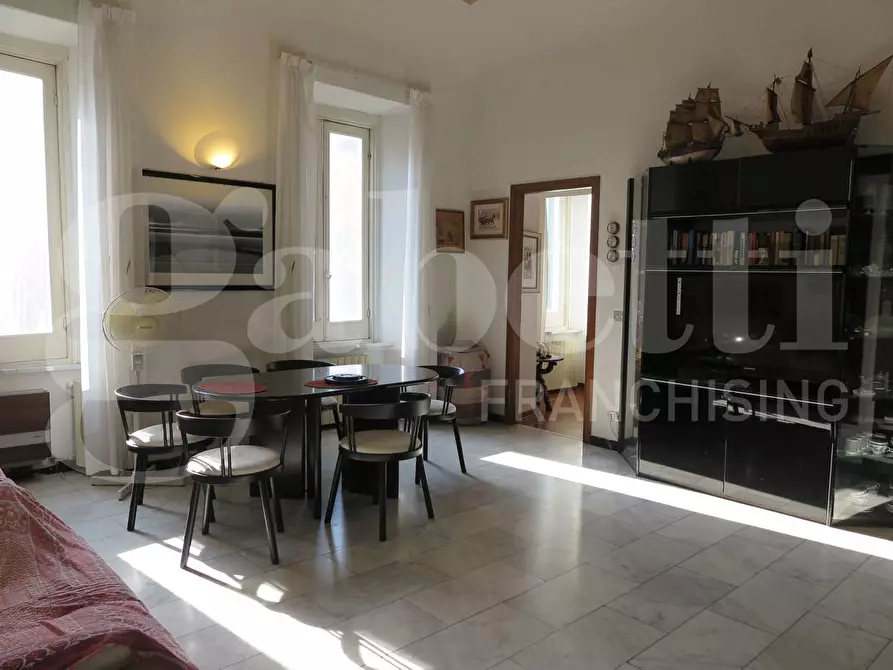 Immagine 5 di Appartamento in vendita  in Piazza garibaldi, 5 a Lerici