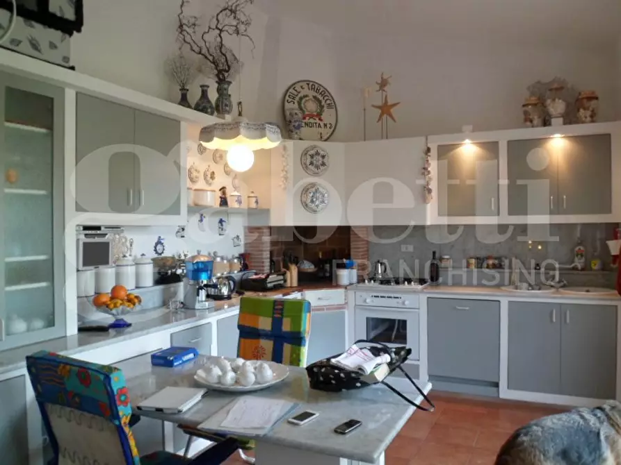 Immagine 2 di Villa in vendita  in Via DELLA PACE, 8 a Ameglia