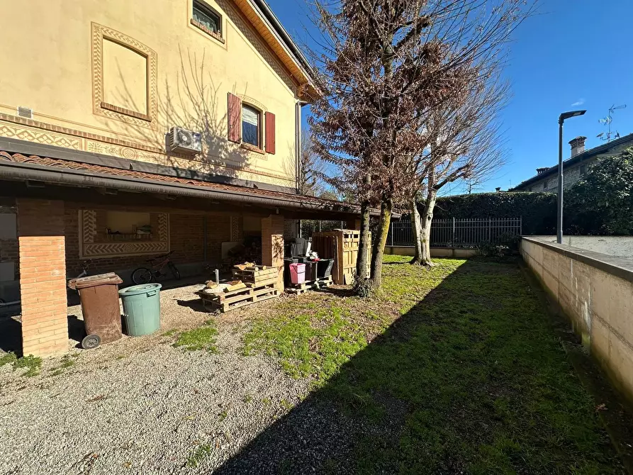 Immagine 19 di Appartamento in vendita  in Via G.B. Sufflico, 4 a Palazzolo Sull'oglio