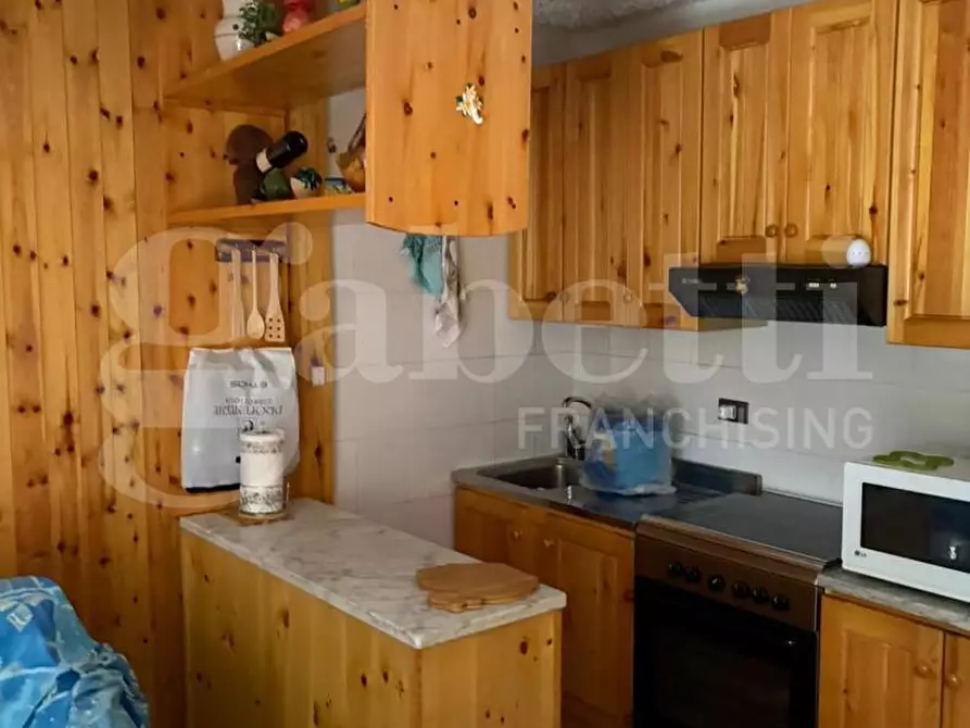 Immagine 10 di Villa in vendita  in Via Villaggio Palumbo, nc a Cotronei