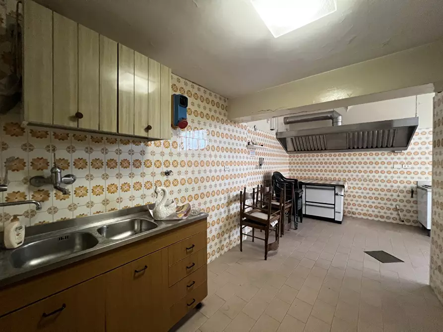 Immagine 15 di Palazzo in vendita  in Via vallicelle, 55 a Fiuggi