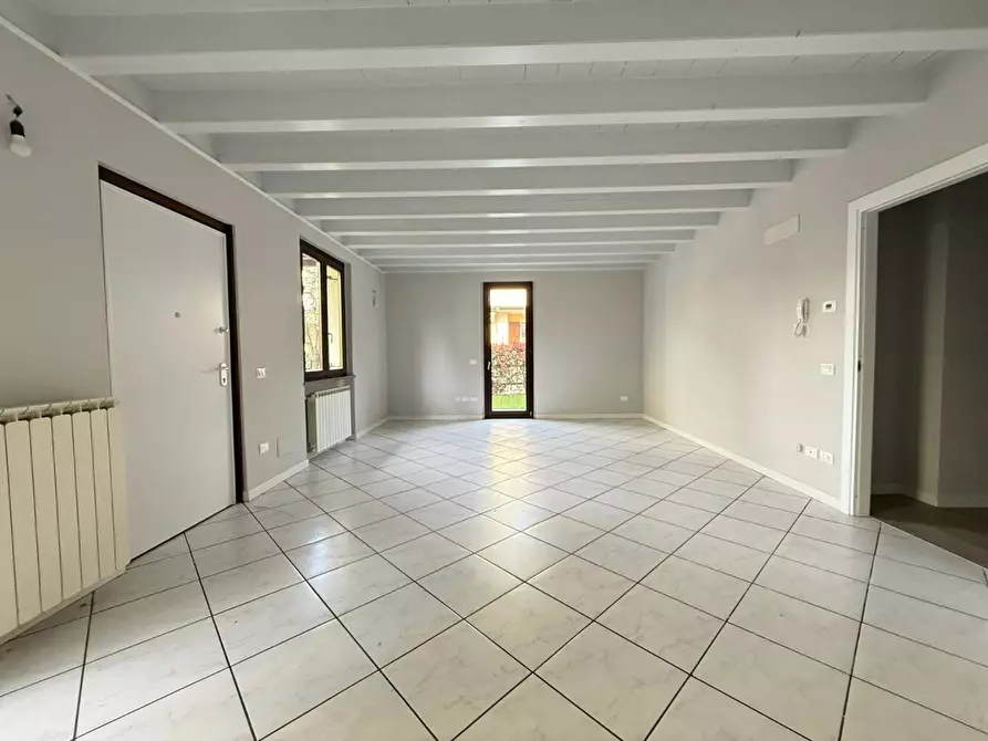 Immagine 14 di Appartamento in vendita  in Via generale dalla chiesa, 45 a Corte Franca