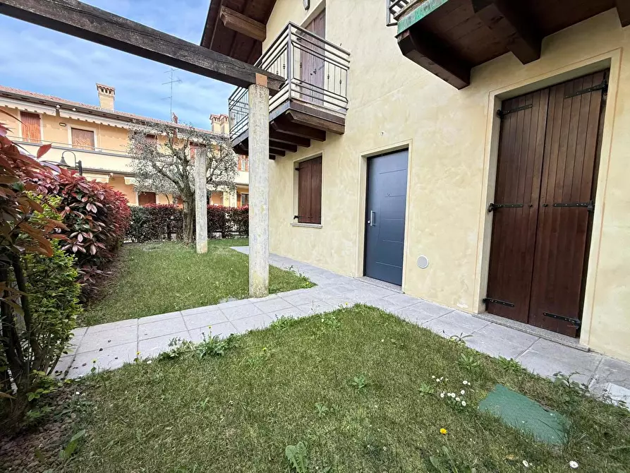 Immagine 1 di Appartamento in vendita  in Via generale dalla chiesa, 45 a Corte Franca