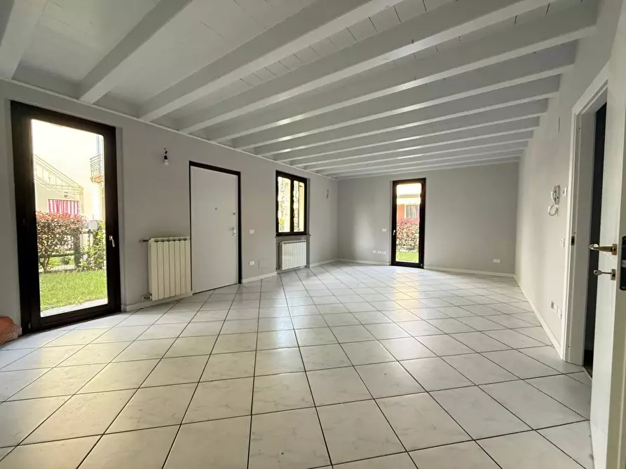 Immagine 13 di Appartamento in vendita  in Via generale dalla chiesa, 45 a Corte Franca