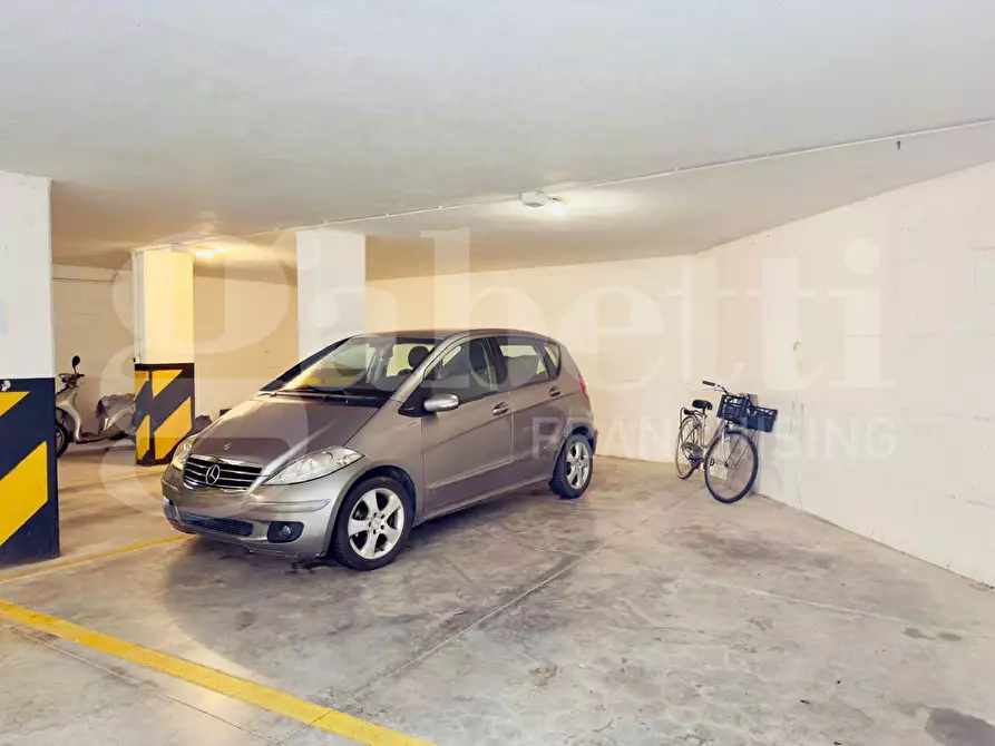 Immagine 13 di Appartamento in vendita  in Via Mazzini, 1 a Tortoreto
