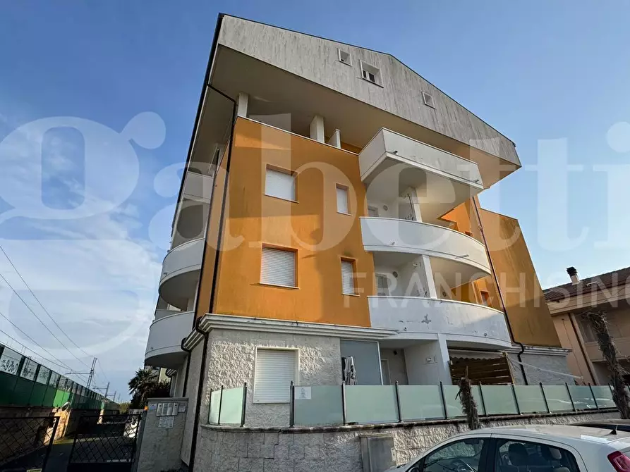 Immagine 15 di Appartamento in vendita  in Via Mazzini, 1 a Tortoreto