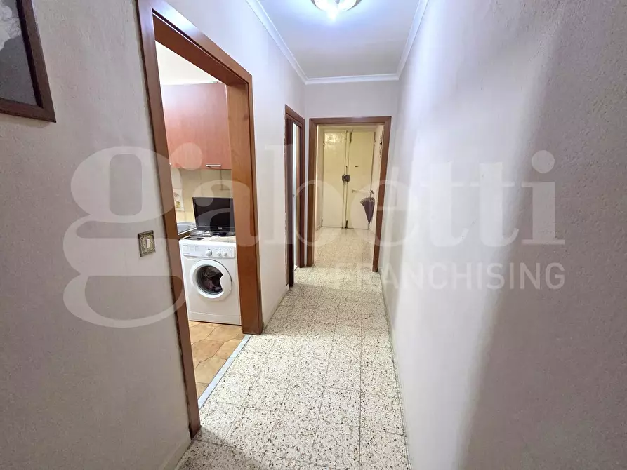 Immagine 5 di Appartamento in vendita  in Via macedonio melloni, 3 a Napoli