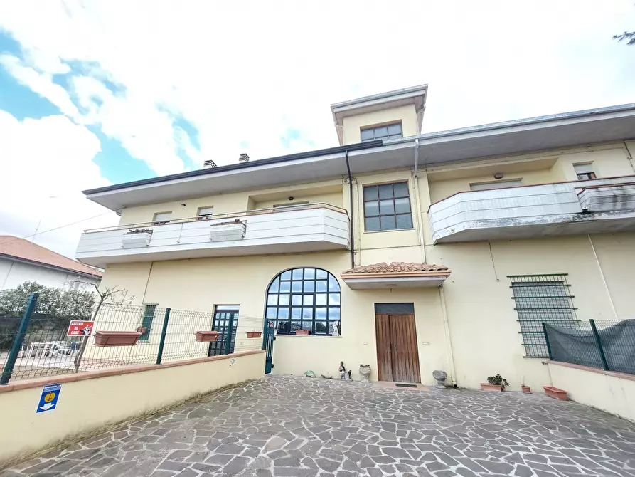 Immagine 28 di Appartamento in vendita  in Via Teramo, 8 a Mosciano Sant'angelo