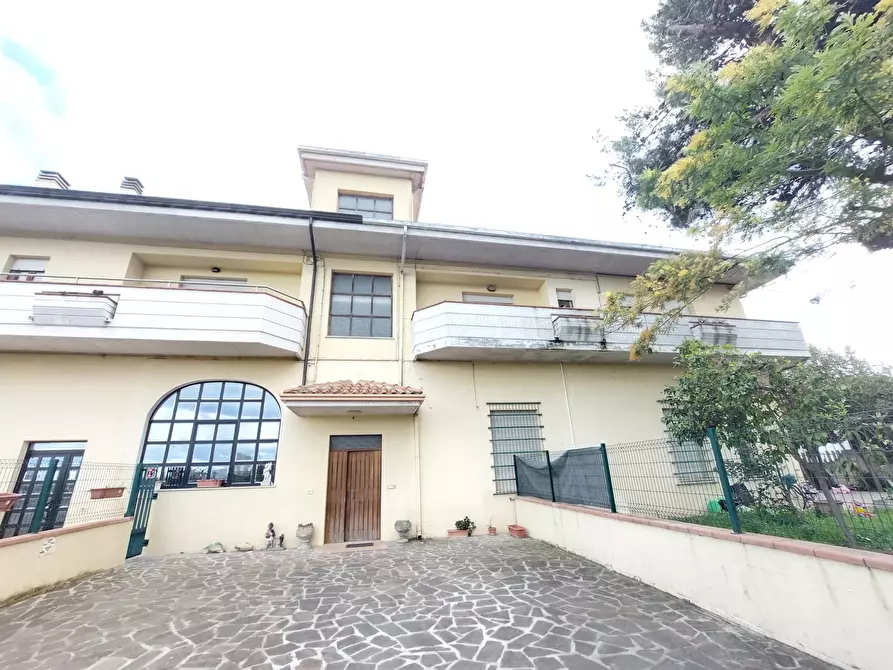 Immagine 29 di Appartamento in vendita  in Via Teramo, 8 a Mosciano Sant'angelo