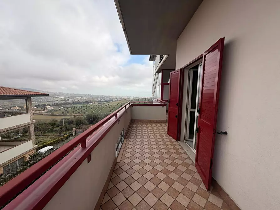 Immagine 23 di Appartamento in vendita  in Via Martin Luther King, 3 a Tortoreto