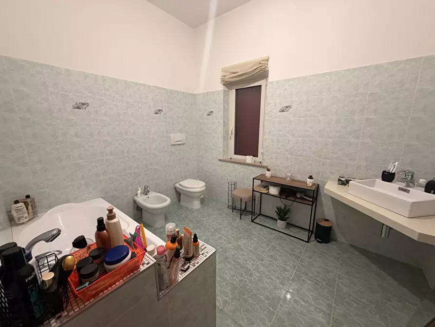 Immagine 30 di Appartamento in vendita  in Via Martin Luther King, 3 a Tortoreto