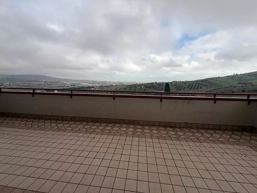 Immagine 14 di Appartamento in vendita  in Via Martin Luther King, 3 a Tortoreto