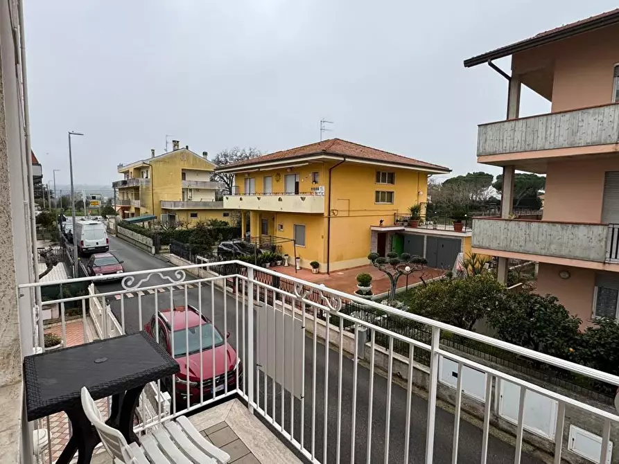 Immagine 4 di Appartamento in vendita  in Via Pisa, 10 a Giulianova