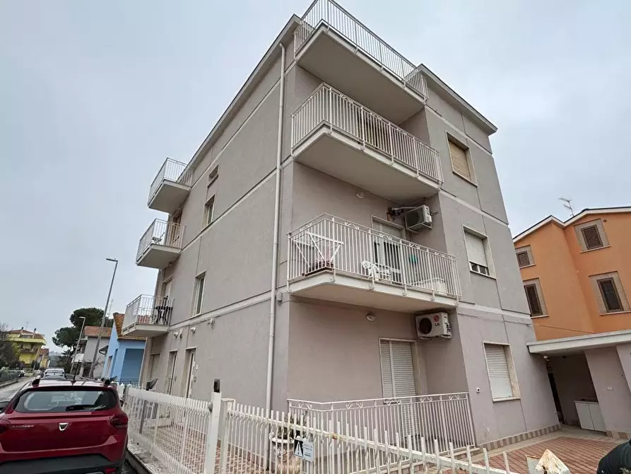 Immagine 17 di Appartamento in vendita  in Via Pisa, 10 a Giulianova