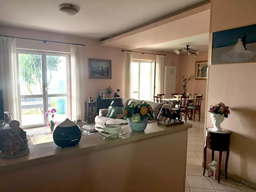Immagine 4 di Appartamento in vendita  in Via Martin Luther King, 3 a Tortoreto