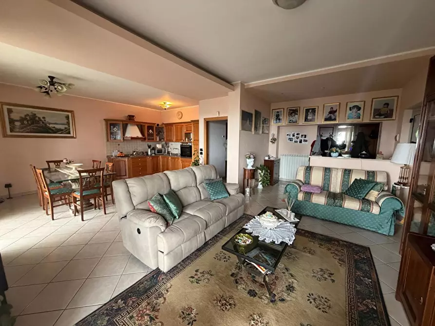 Immagine 1 di Appartamento in vendita  in Via Martin Luther King, 3 a Tortoreto