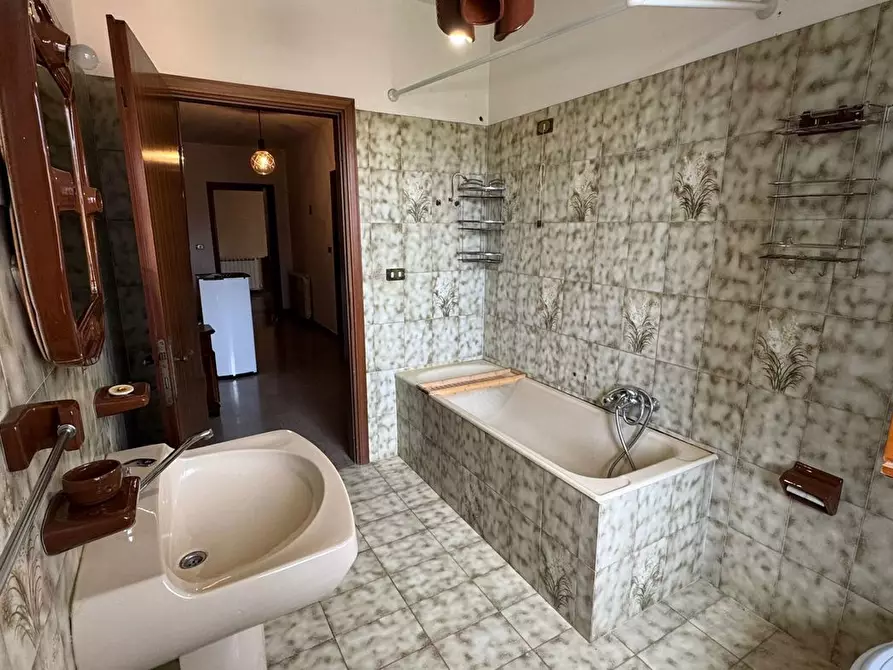 Immagine 29 di Villa in vendita  in Via Ciccola, 79/bis a Roseto Degli Abruzzi