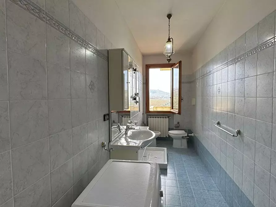 Immagine 15 di Villa in vendita  in Via Ciccola, 79/bis a Roseto Degli Abruzzi