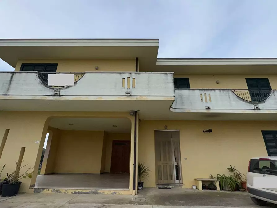 Immagine 30 di Villa in vendita  in Via Ciccola, 79/bis a Roseto Degli Abruzzi