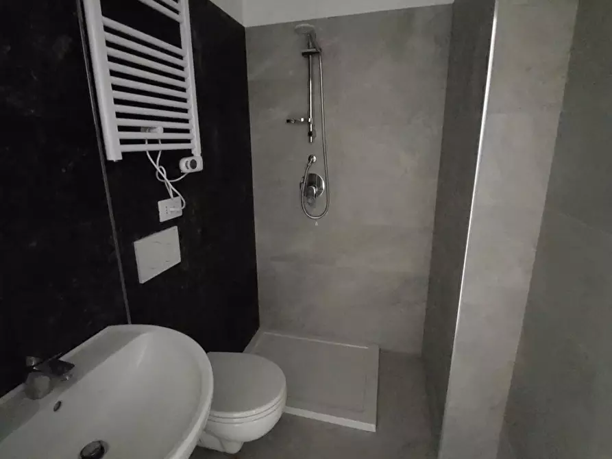 Immagine 7 di Appartamento in vendita  in Via Giolitti, 4 a Tortoreto