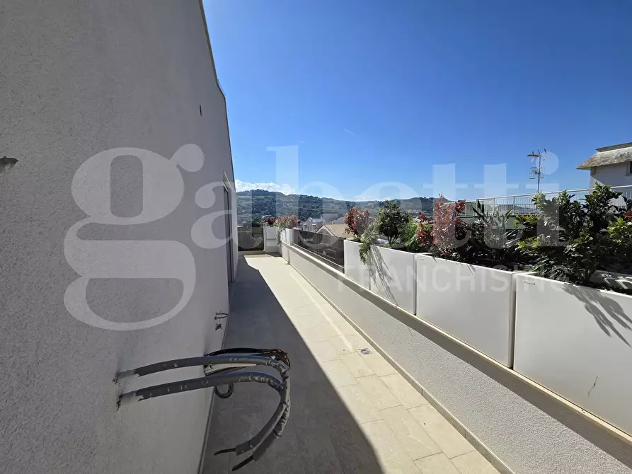 Immagine 10 di Multiproprietà in vendita  in Via Carducci, snc a Tortoreto