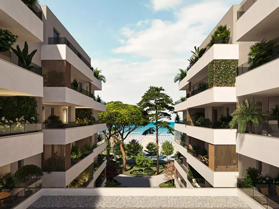 Immagine 4 di Appartamento in vendita  in Via Lungomare Zara, snc a Giulianova