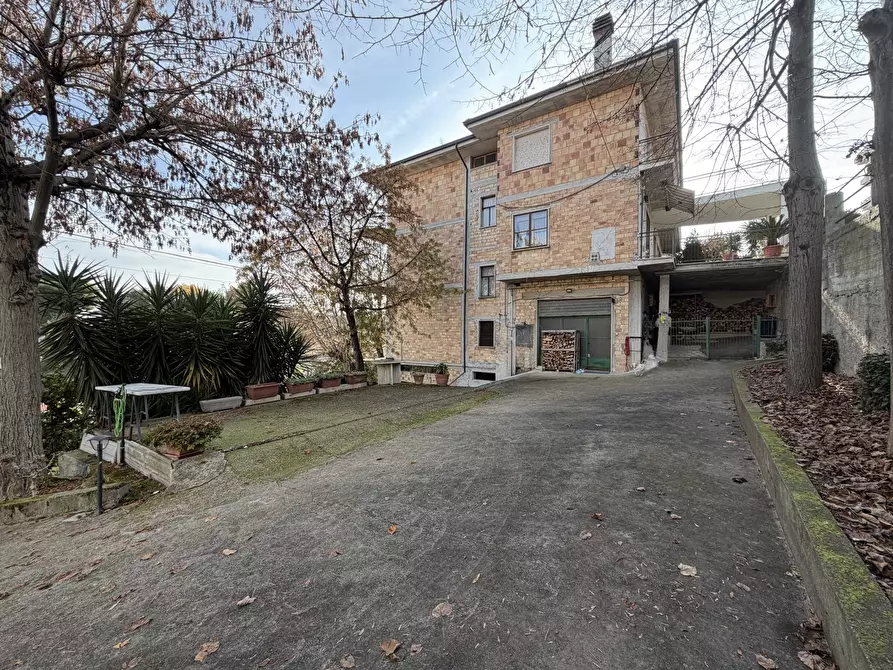 Immagine 39 di Casa indipendente in vendita  in Via alla Salara, 28 a Sant'omero