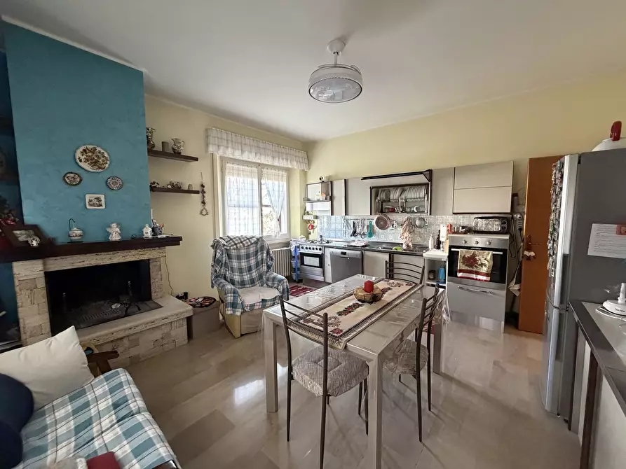 Immagine 9 di Casa indipendente in vendita  in Via alla Salara, 28 a Sant'omero