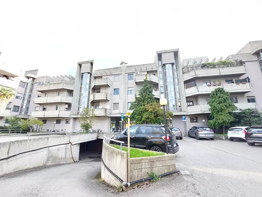 Immagine 1 di Appartamento in vendita  in Via Giacomo Matteotti, 8 a Giulianova