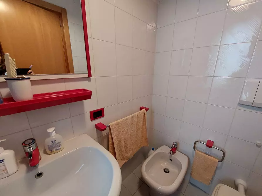 Immagine 24 di Appartamento in vendita  in Via Giacomo Matteotti, 8 a Giulianova