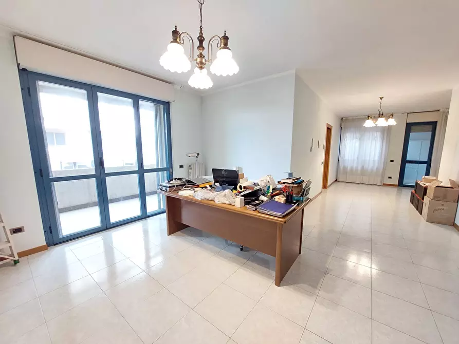 Immagine 4 di Appartamento in vendita  in Via Giacomo Matteotti, 8 a Giulianova