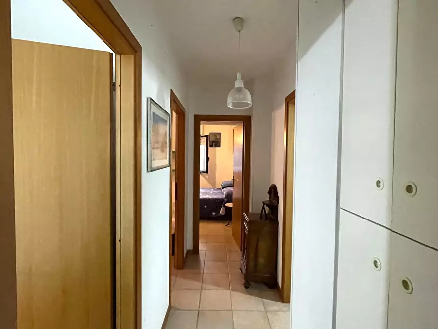 Immagine 15 di Appartamento in vendita  in Via Dei Mille, 25 a Tortoreto