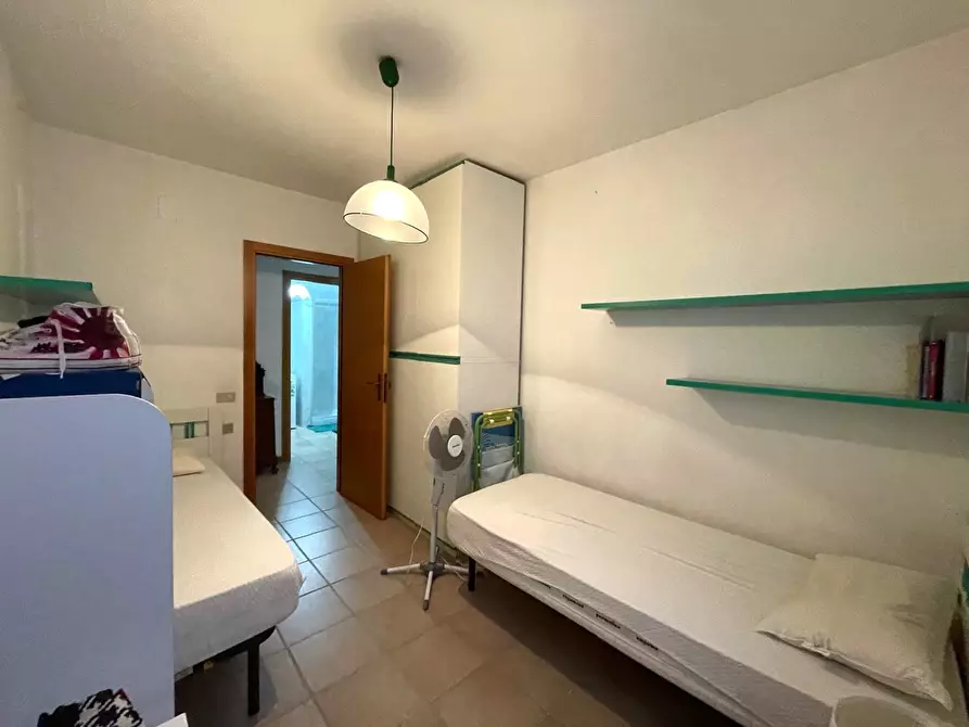Immagine 12 di Appartamento in vendita  in Via Dei Mille, 25 a Tortoreto
