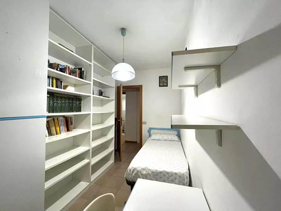 Immagine 16 di Appartamento in vendita  in Via Dei Mille, 25 a Tortoreto