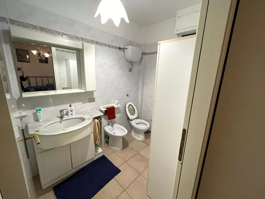 Immagine 20 di Appartamento in vendita  in Via Dei Mille, 25 a Tortoreto