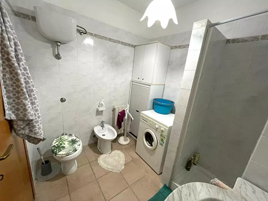 Immagine 18 di Appartamento in vendita  in Via Dei Mille, 25 a Tortoreto