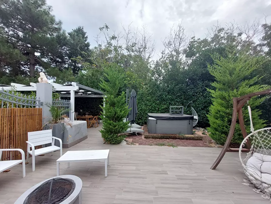 Immagine 40 di Casa indipendente in vendita  in Via Balifieri, 50 a Mosciano Sant'angelo