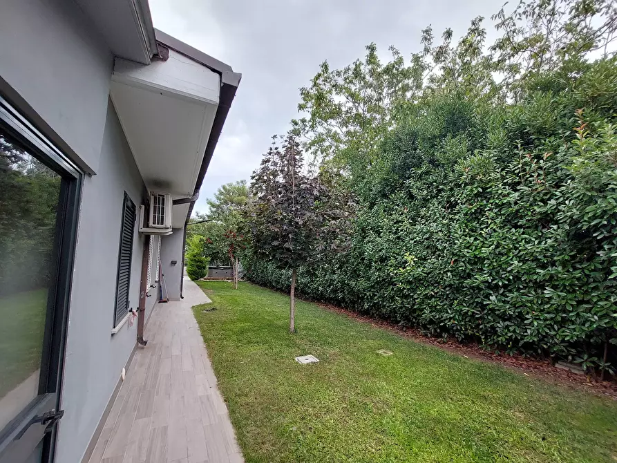 Immagine 7 di Casa indipendente in vendita  in Via Balifieri, 50 a Mosciano Sant'angelo