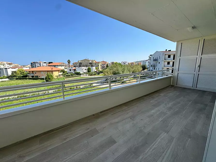 Immagine 18 di Appartamento in vendita  in Via Isonzo, snc a Tortoreto