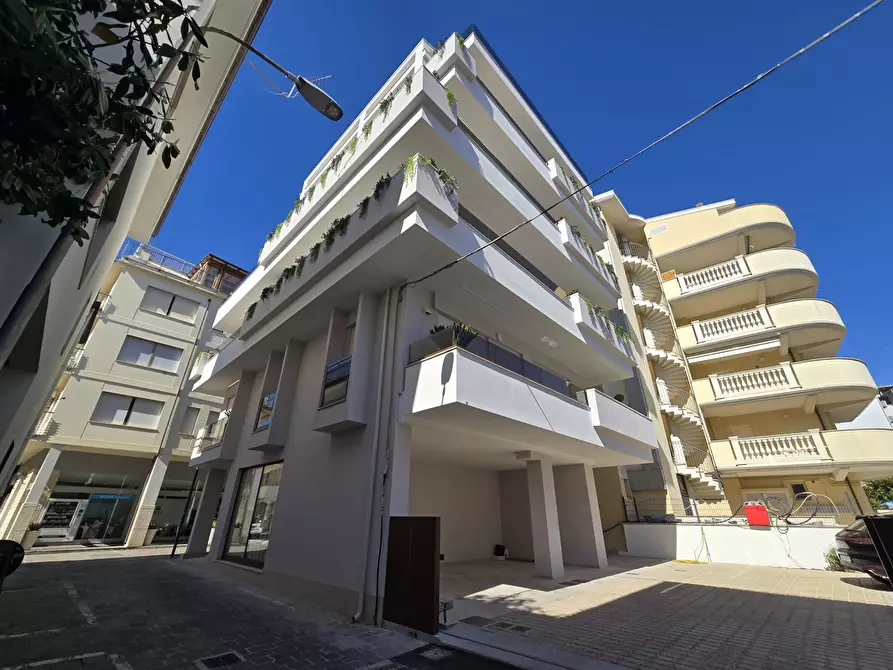Immagine 16 di Appartamento in vendita  in Via Carducci, 118 a Tortoreto