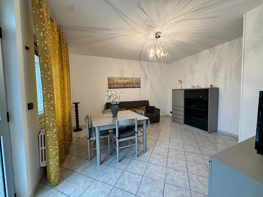 Immagine 3 di Appartamento in vendita  in Via Nazionale Adriatica, 143 a Roseto Degli Abruzzi
