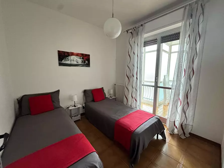 Immagine 13 di Appartamento in vendita  in Via Nazionale Adriatica, 143 a Roseto Degli Abruzzi