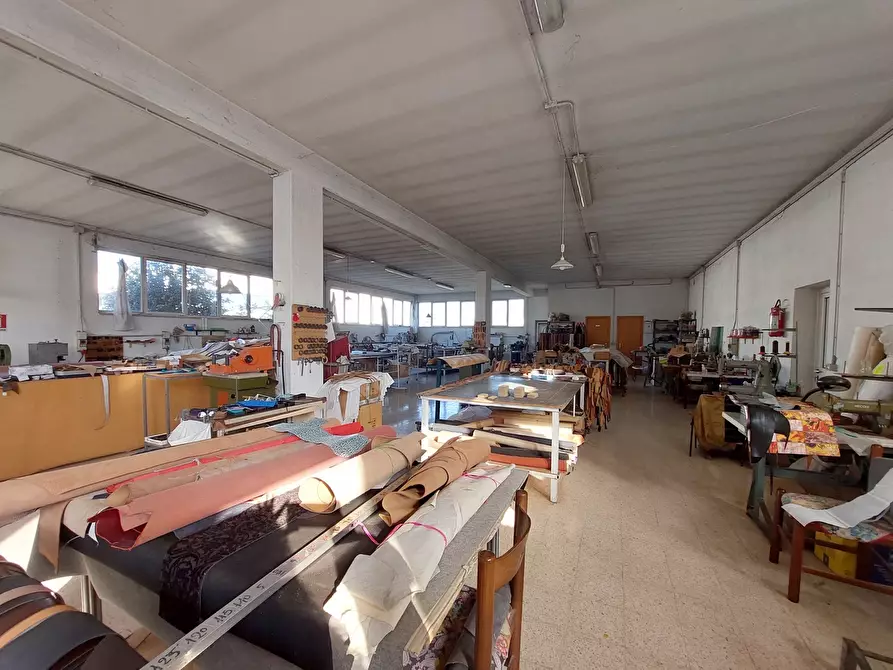 Immagine 8 di Capannone industriale in vendita  in Via Magellano, 4 a Sant'omero