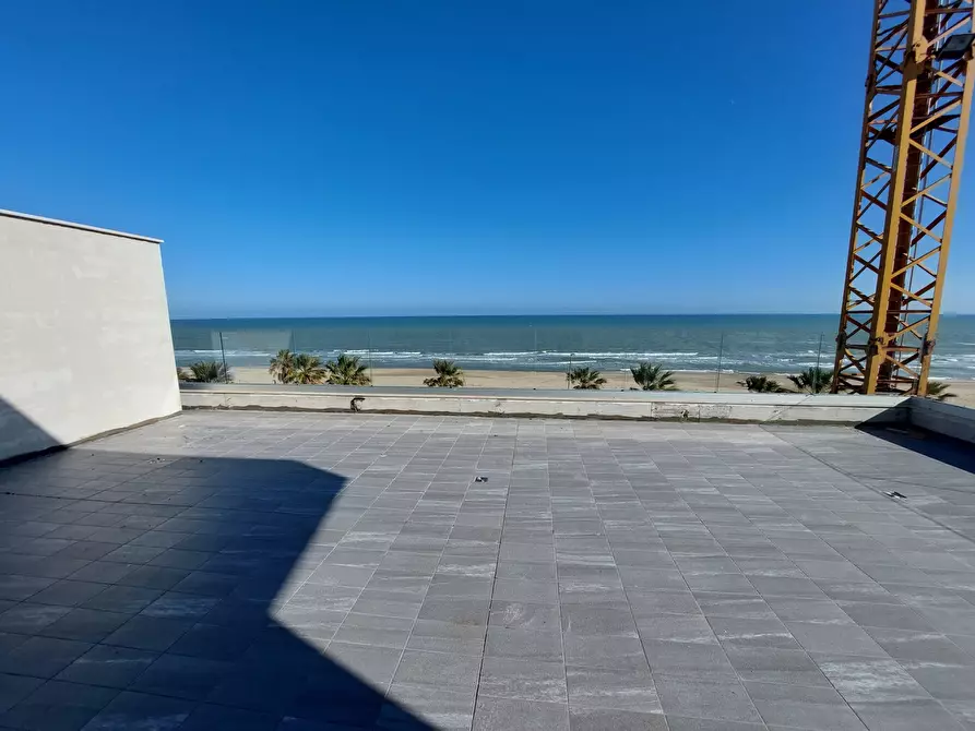 Immagine 3 di Attico in vendita  in Via Lungomare Sirena, 618 a Tortoreto