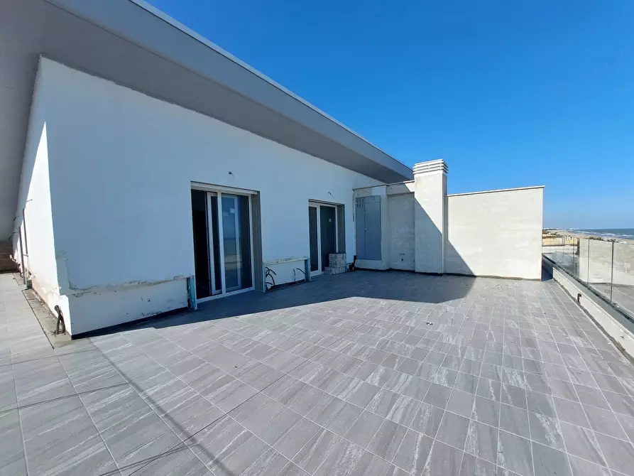 Immagine 5 di Attico in vendita  in Via Lungomare Sirena, 618 a Tortoreto