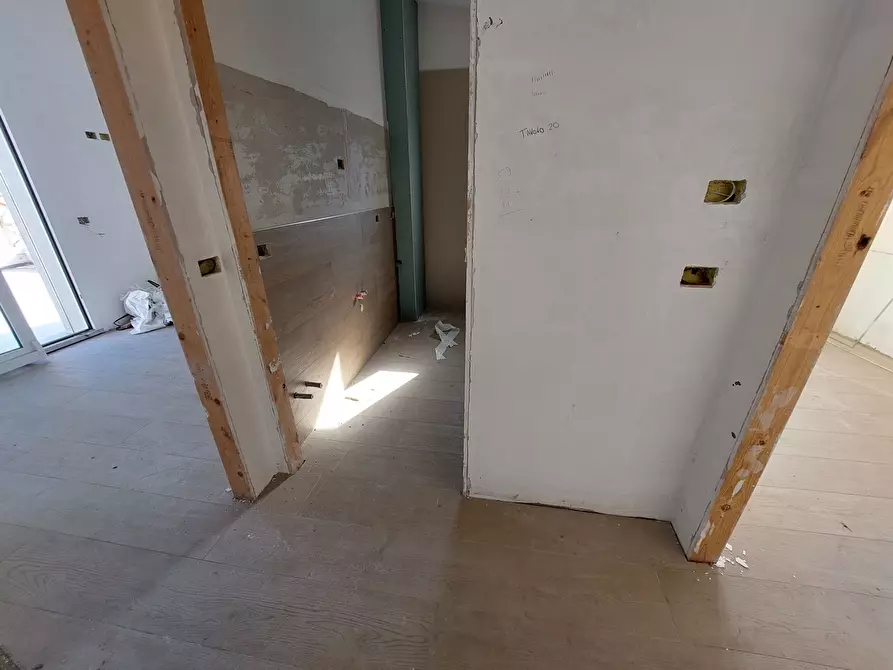 Immagine 13 di Attico in vendita  in Via Lungomare Sirena, 618 a Tortoreto