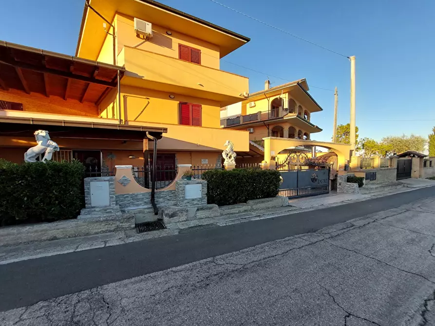 Immagine 36 di Casa indipendente in vendita  in Via Coste del Monte, 117 a Mosciano Sant'angelo