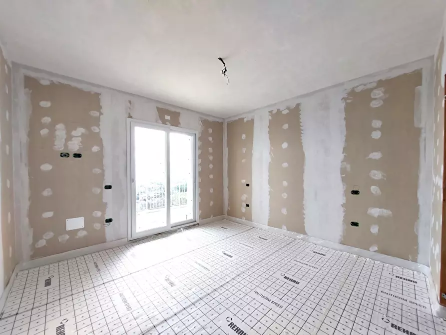 Immagine 16 di Villa in vendita  in Via Vascello, 17 a Tortoreto
