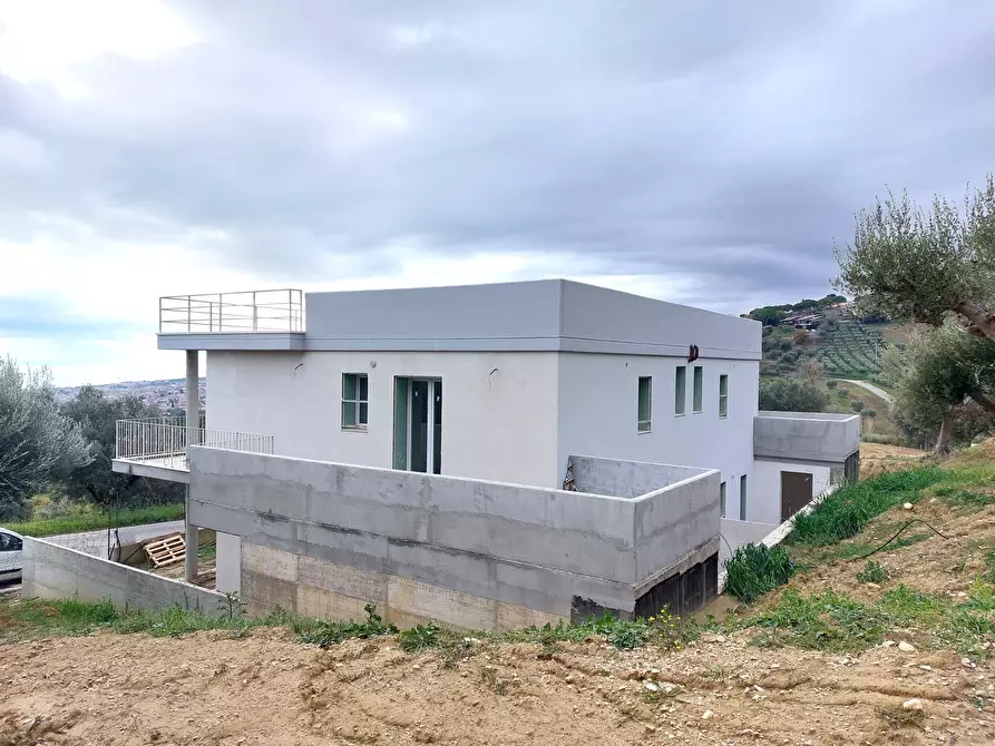 Immagine 32 di Villa in vendita  in Via Vascello, 17 a Tortoreto