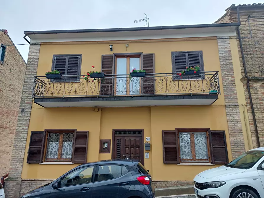 Immagine 1 di Casa indipendente in vendita  in Via XX Settembre, 176 a Tortoreto